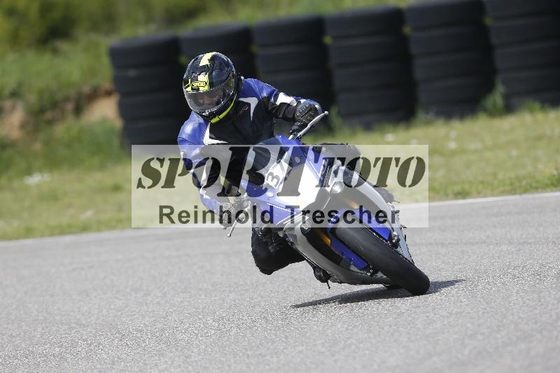 Archiv-2025/09 22.04.2025 Cornu Master School ADR/gruen-vert/37